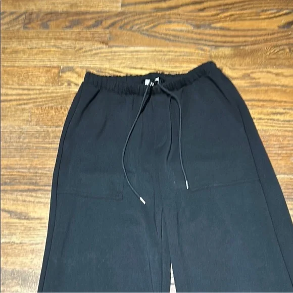 Black Casual Wide-Leg Pants - Picture 2 of 4